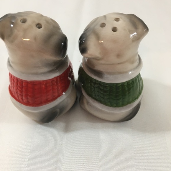 Pug salt and pepper shakers! Cutest ever! Ceramic. Excellent condition - Picture 4 of 6